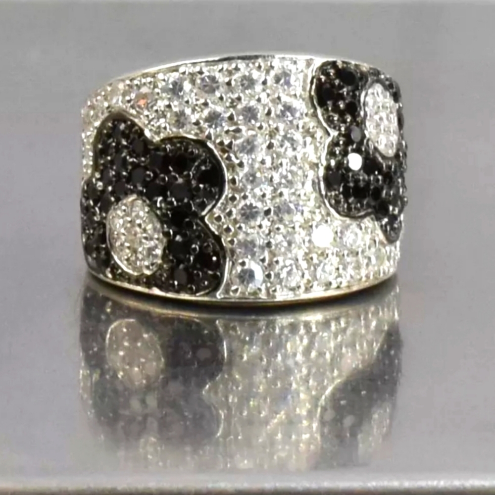 925 Sterling Silver Estate Ring Size 6 (7.3g)